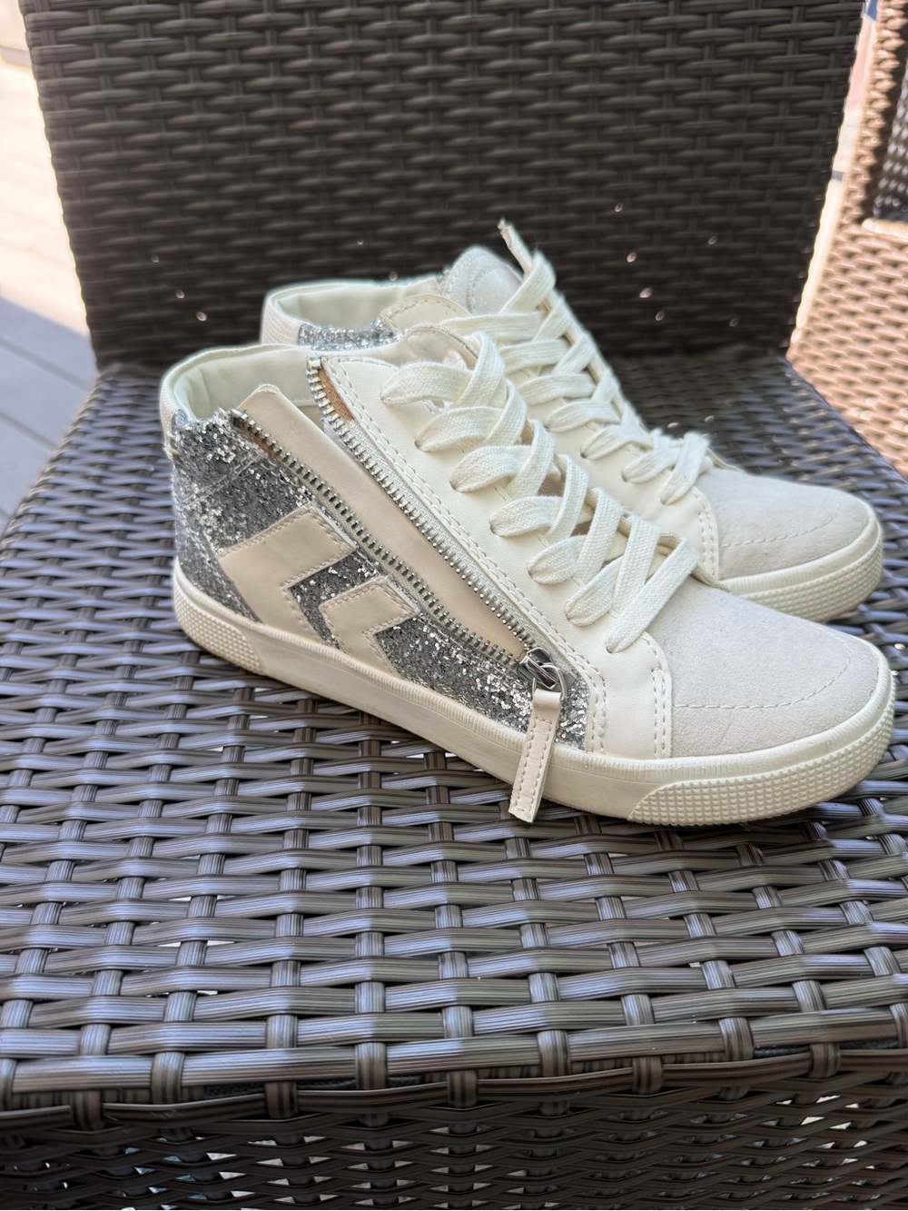Women’s Dolce Vita Sneakers with Silver Glitter Accent - White Size 7